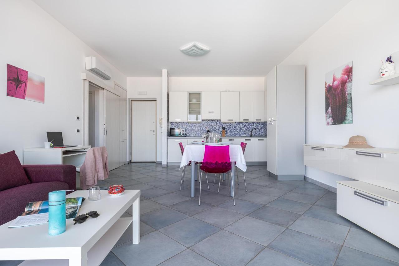 Terraces D'Orlando - Family Apartments With Sea View And Pool Capo d'Orlando Bagian luar foto