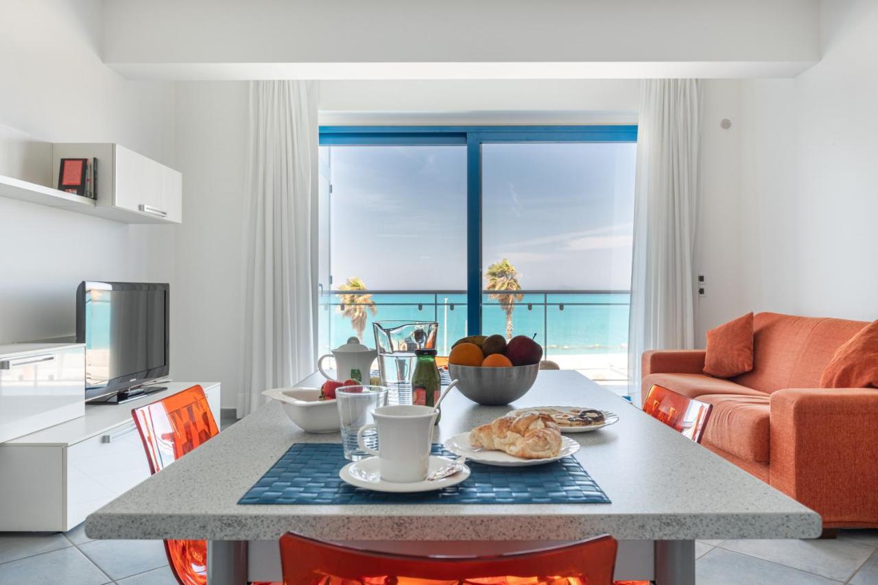 Terraces D'Orlando - Family Apartments With Sea View And Pool Capo d'Orlando Bagian luar foto