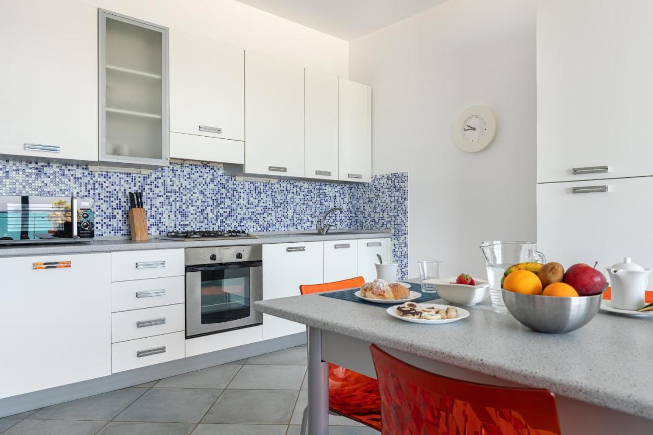 Terraces D'Orlando - Family Apartments With Sea View And Pool Capo d'Orlando Bagian luar foto