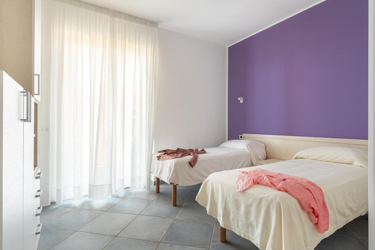 Terraces D'Orlando - Family Apartments With Sea View And Pool Capo d'Orlando Bagian luar foto